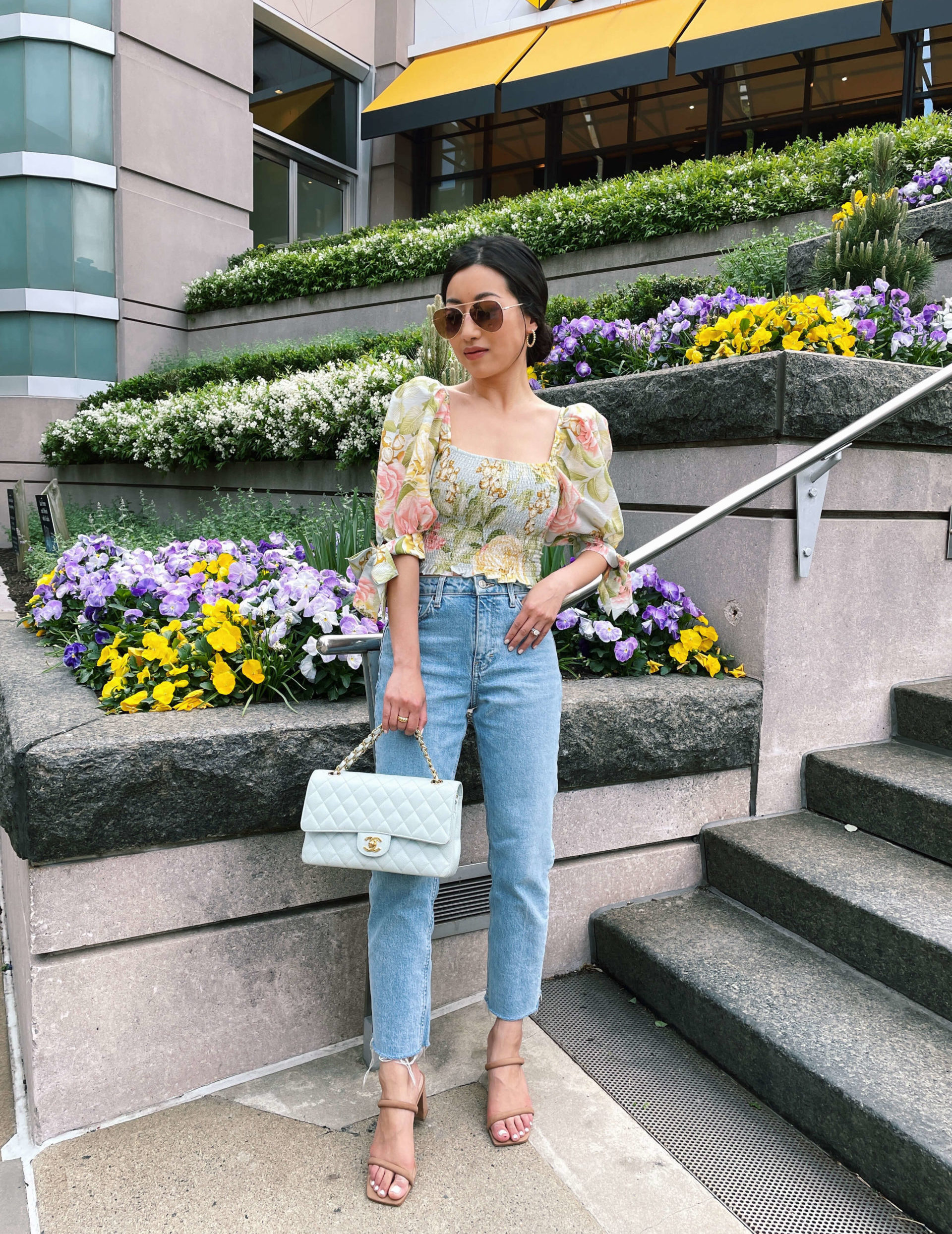 best petite jeans straight cut summer outfit