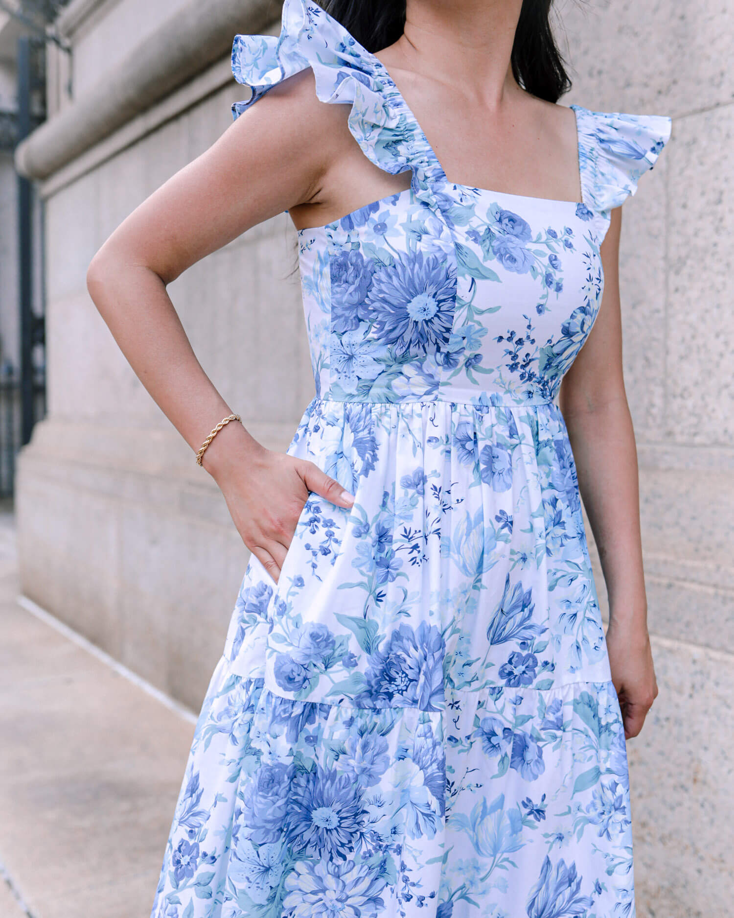 petite blue floral dress with pockets