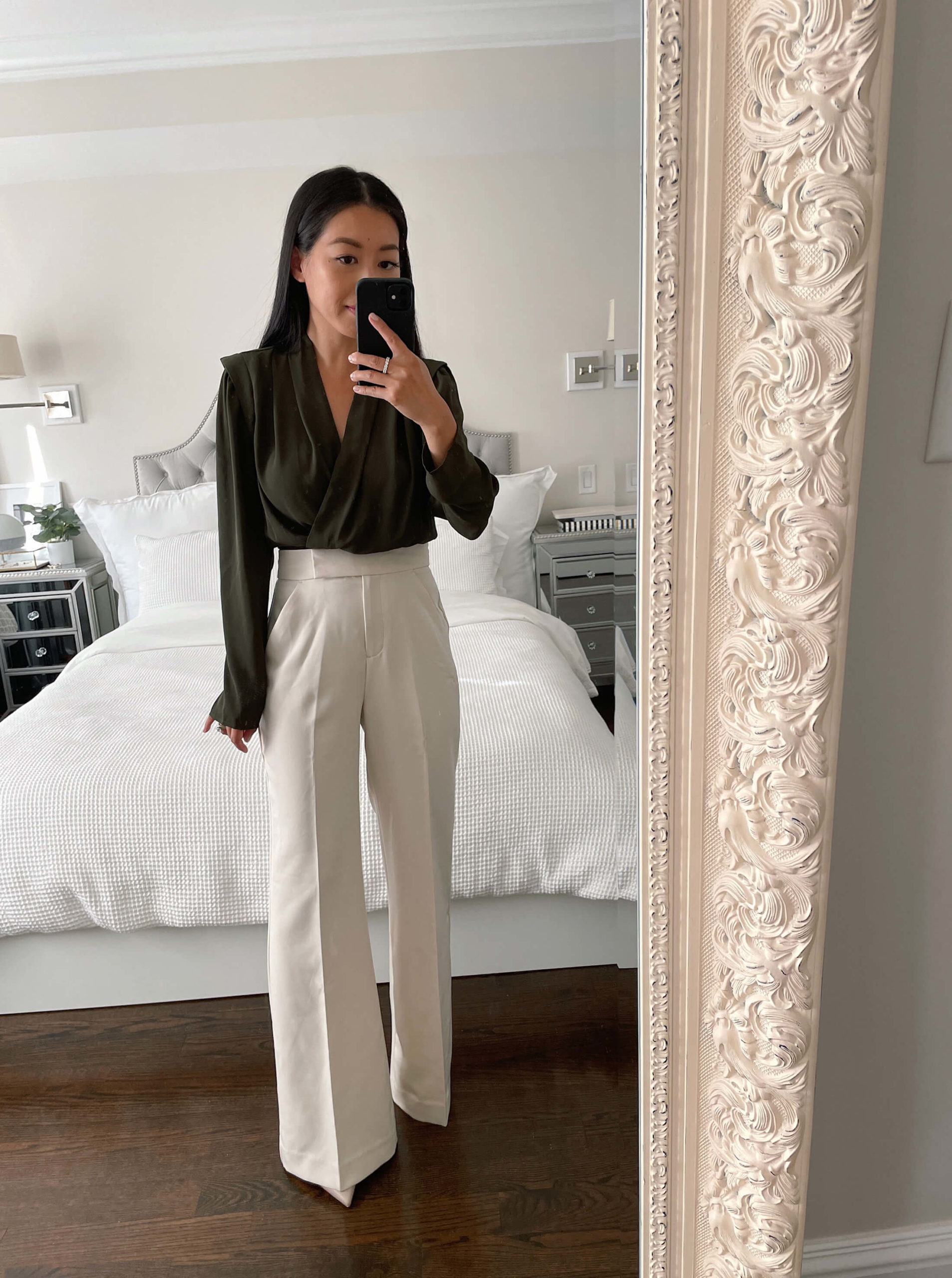 fall outfit ideas petite trousers